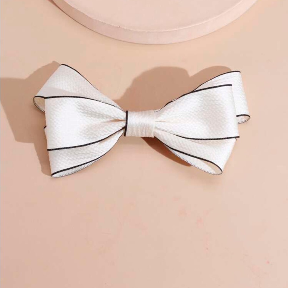 White And Black Trim Ribbon Bow Hair Clip - Picture 3 of 4